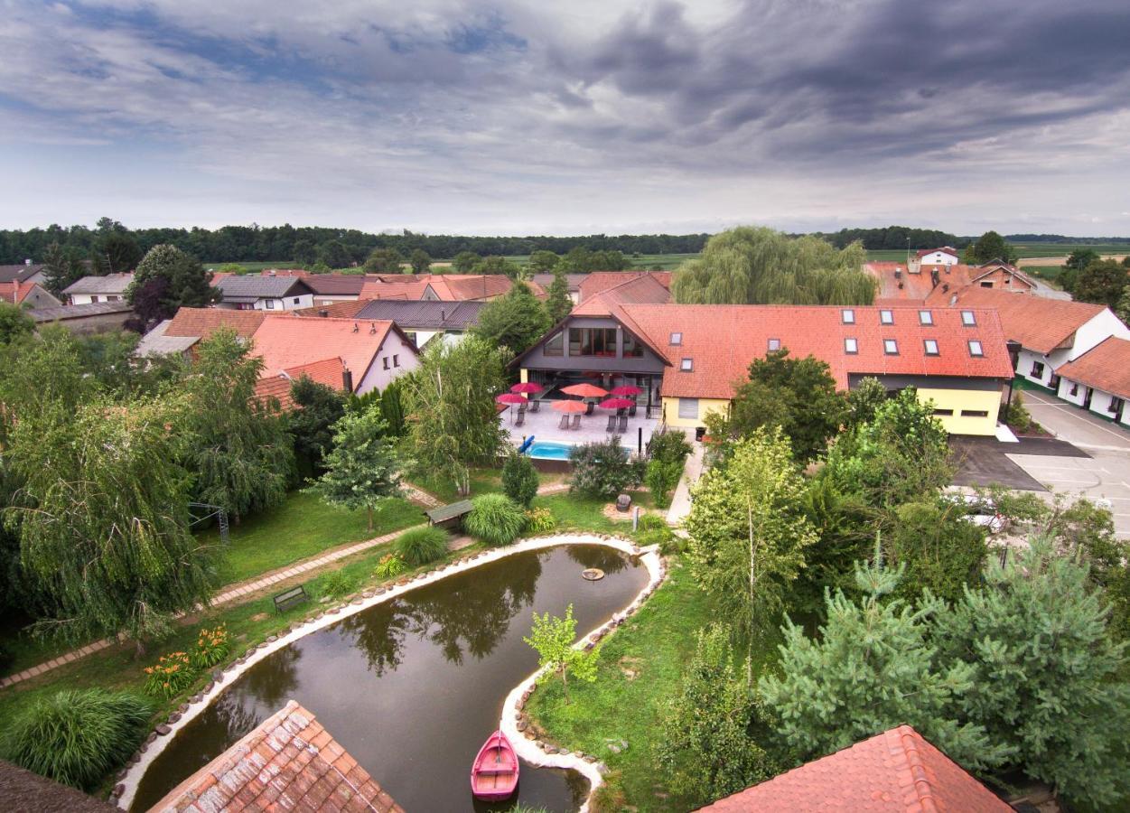 Hotel Strk Murska Sobota Exterior foto